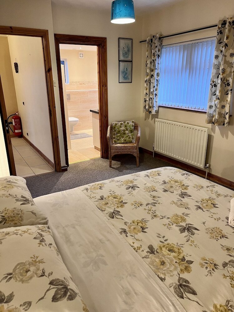 Фото Ashfield Bed and Breakfast