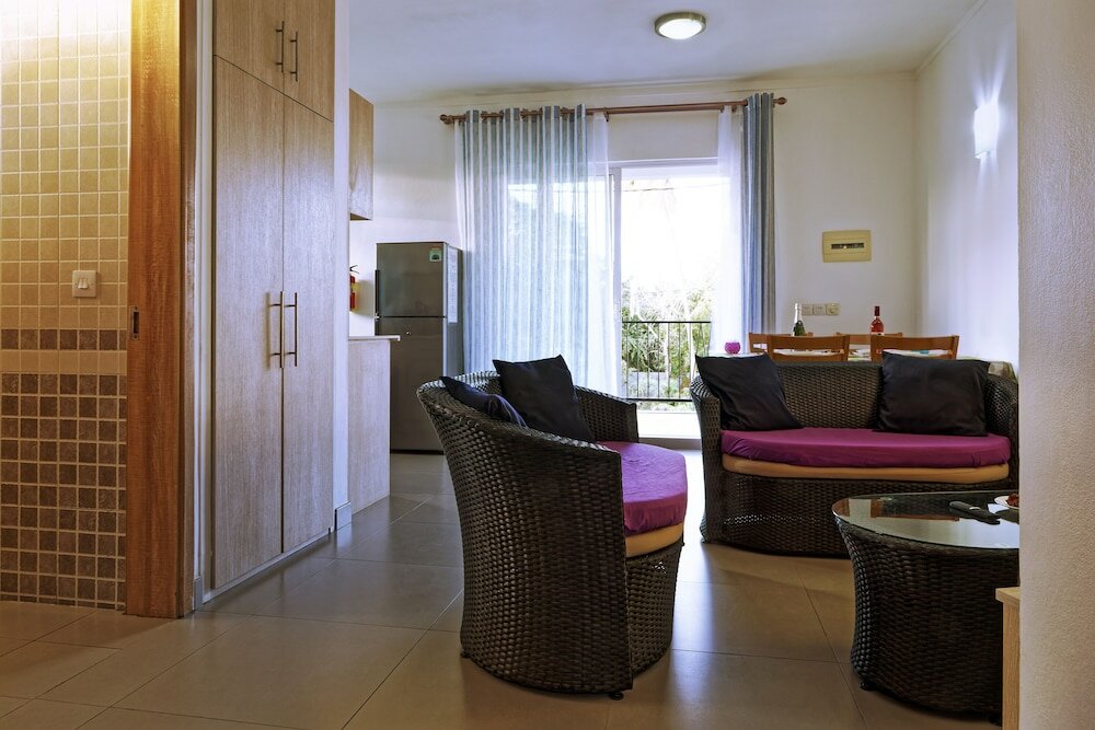 Фото Villa Alexis Self Catering