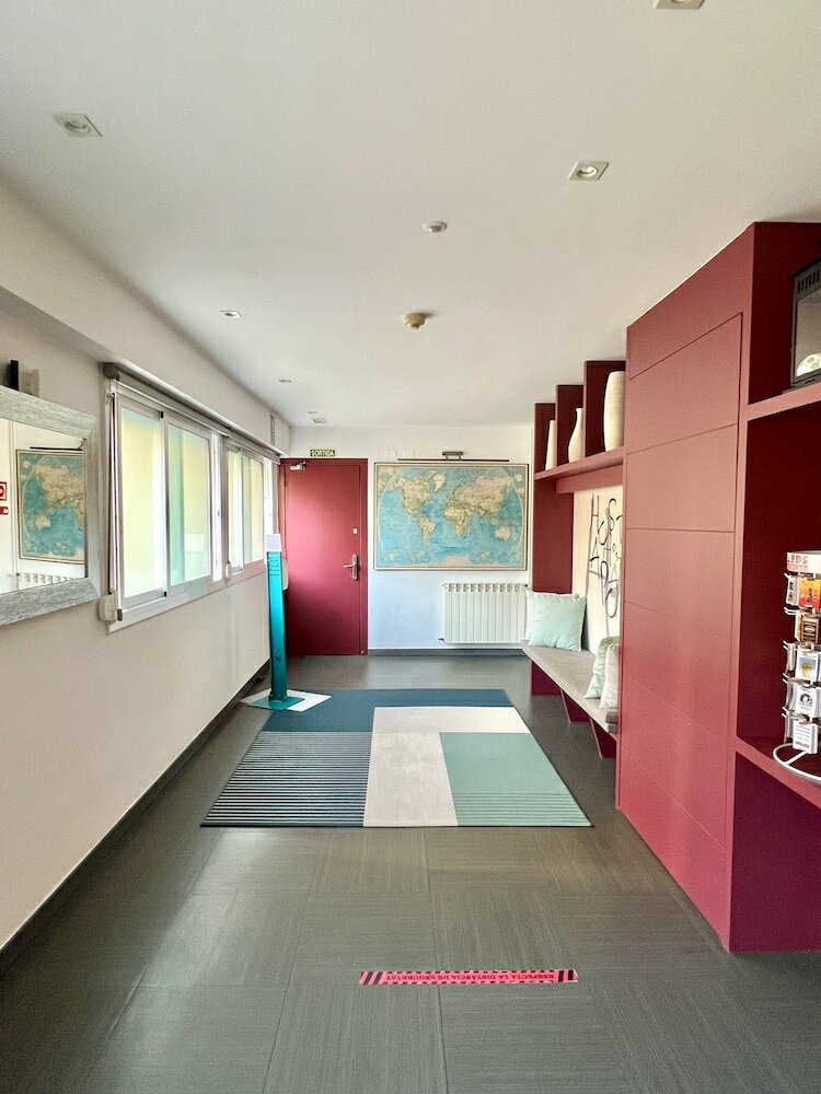 Фото Hostal Apolo