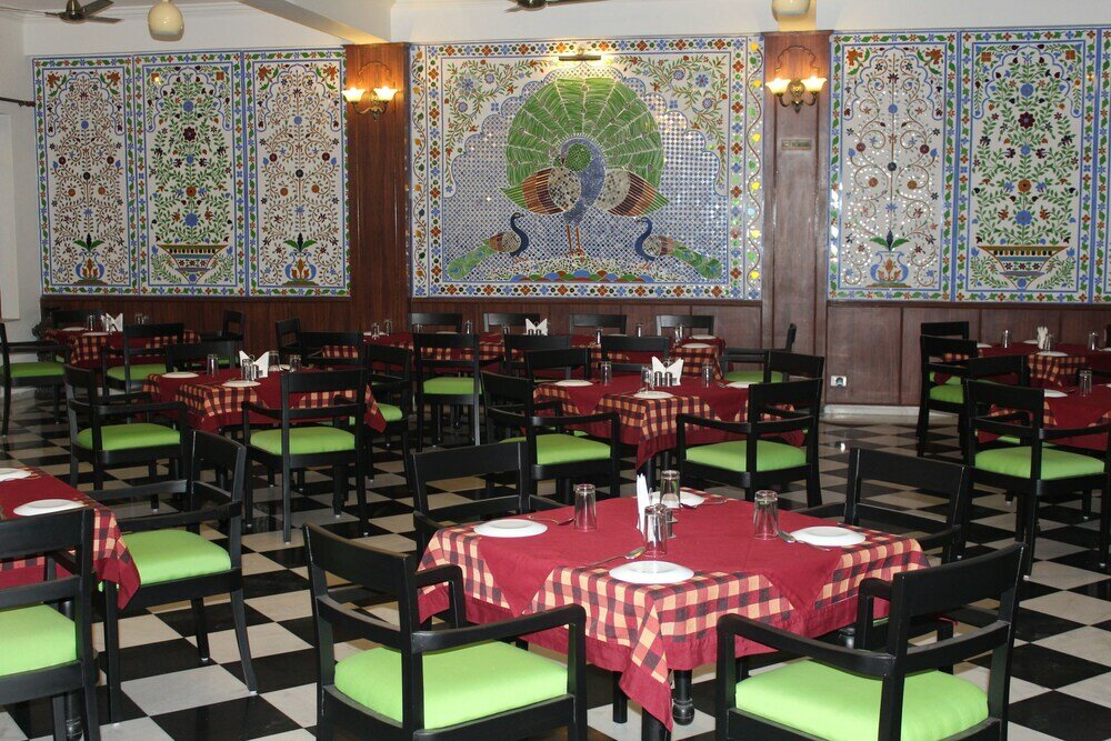 Фото Amantra Shilpi Resort & SPA