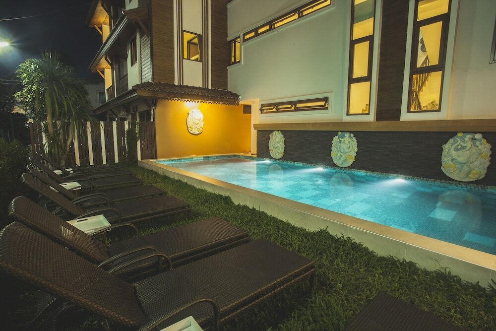 Фото Chada Mantra Hotel