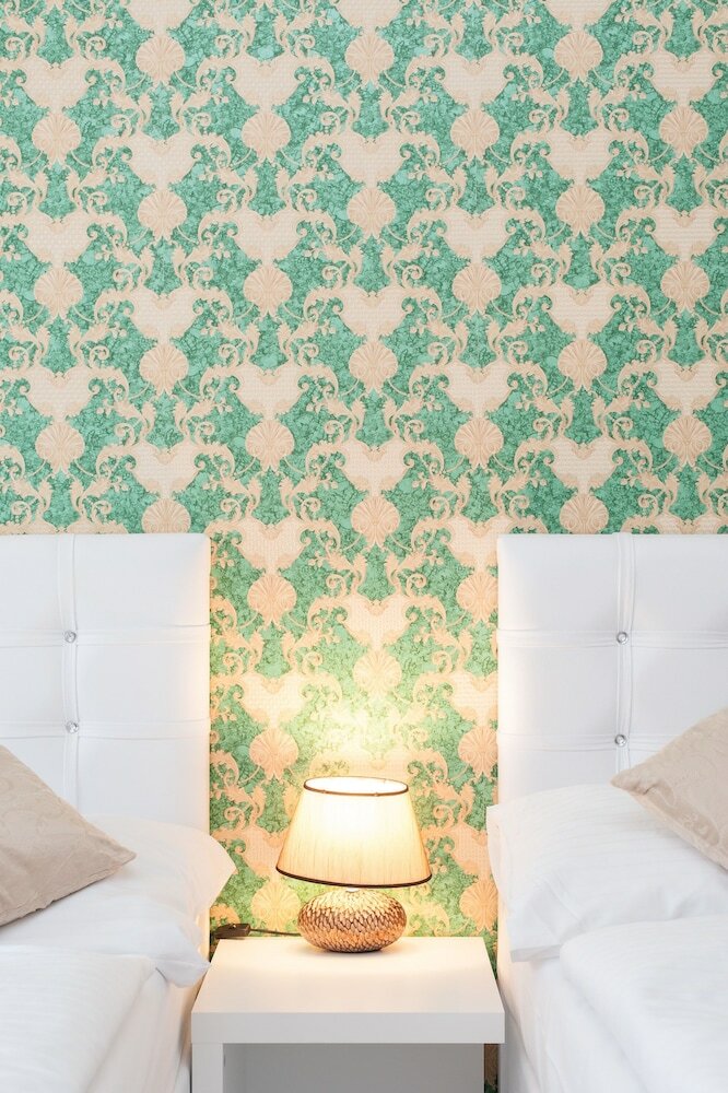 Фото Royal Resort Apartments Westbahnhof