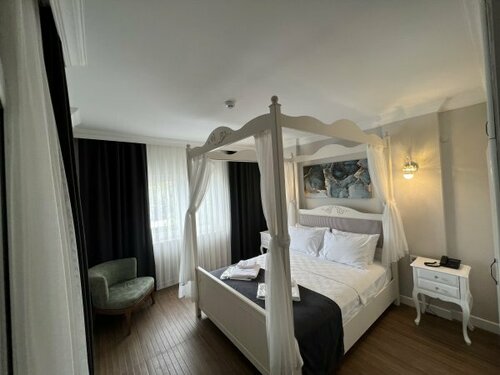 Гостиница Aden Butik Hotel в Чешме