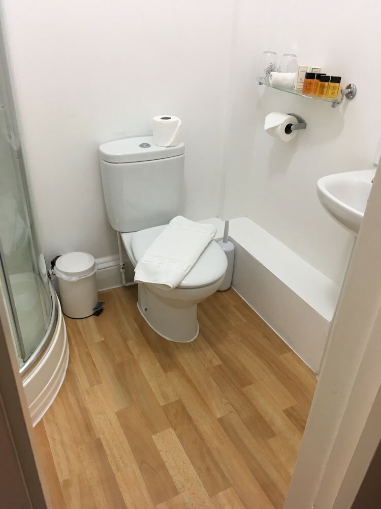 Фото St Raphael Guest House