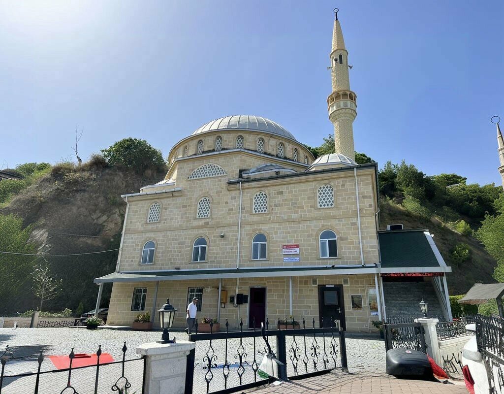 Mosque Kalkanci Neighborhood Bayraktar Mosque, Samsun, photo