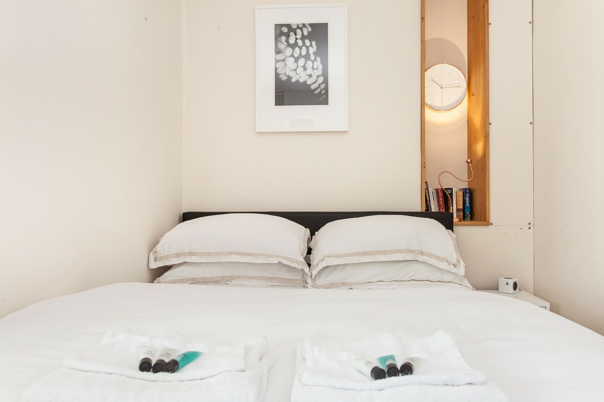 Фото Regents Park & Euston 1 Bedroom Apartment