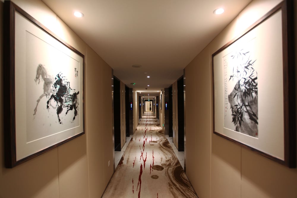 Фото Luoyang Yihe Hotel