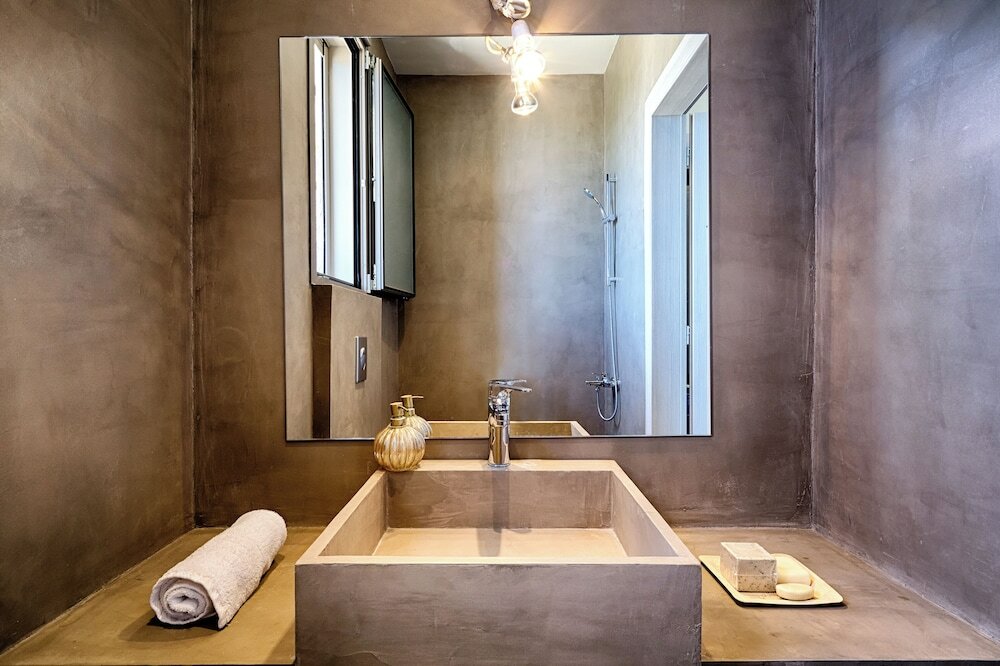 Фото Euphoria Suites