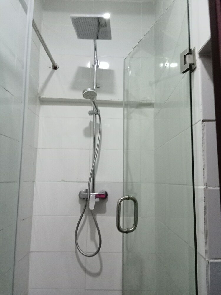 Фото Degok Hotel