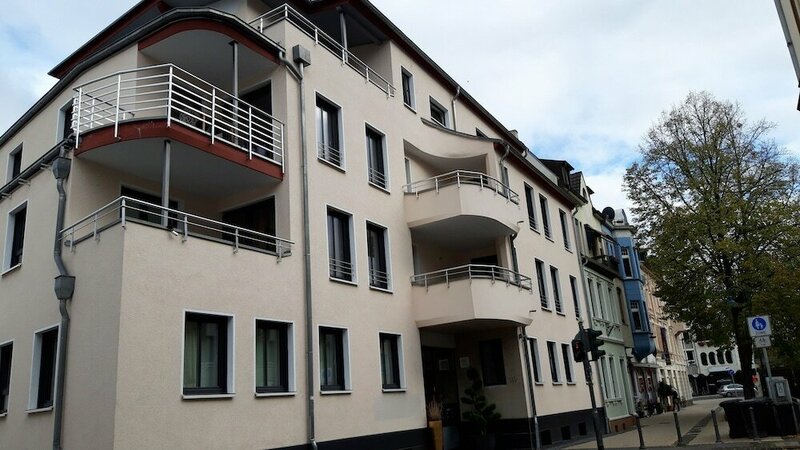 Гостиница Finest - Hotel Suiten Bonn в Бонне