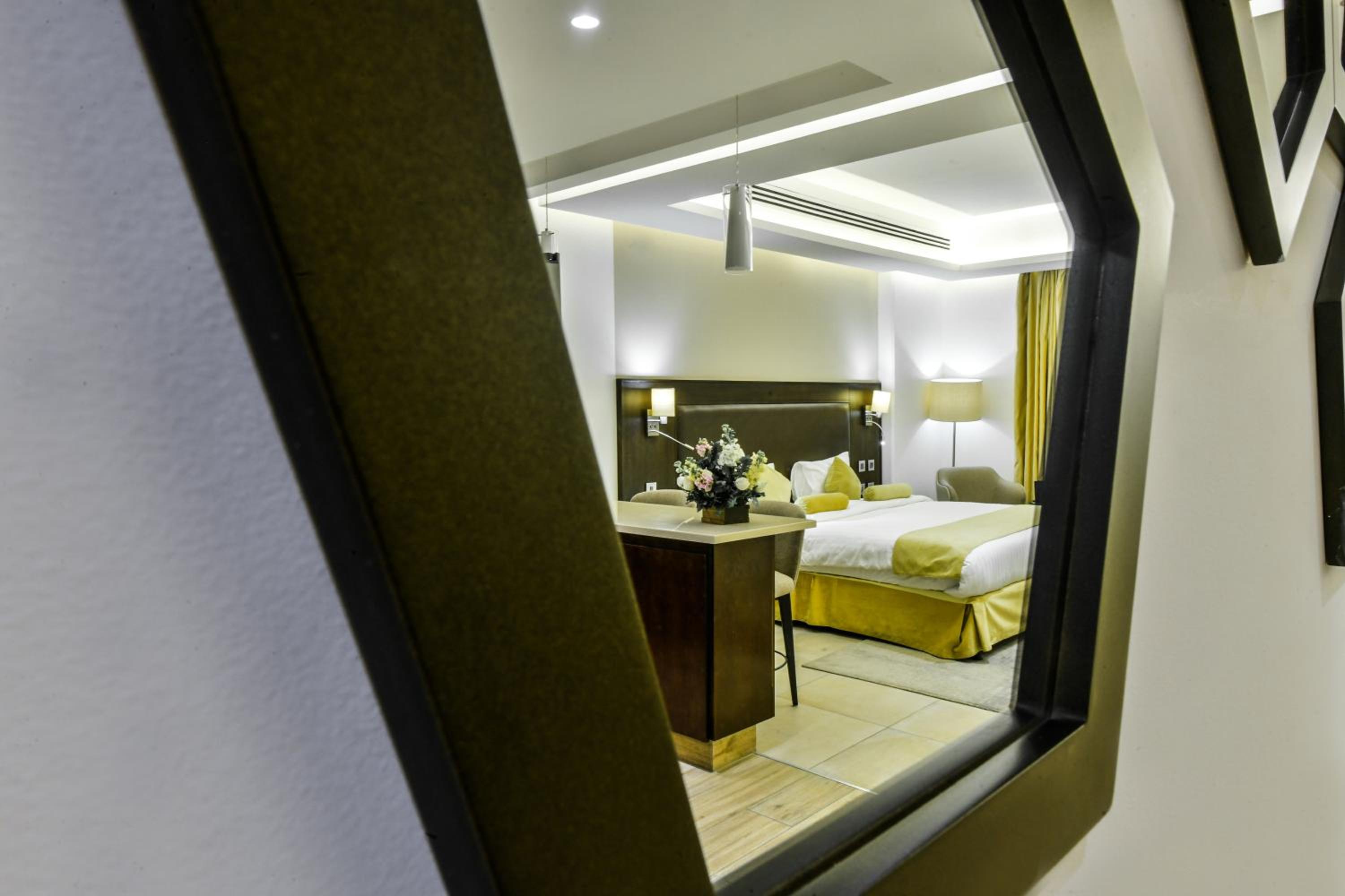 Фото Downtown Hotel Apartments