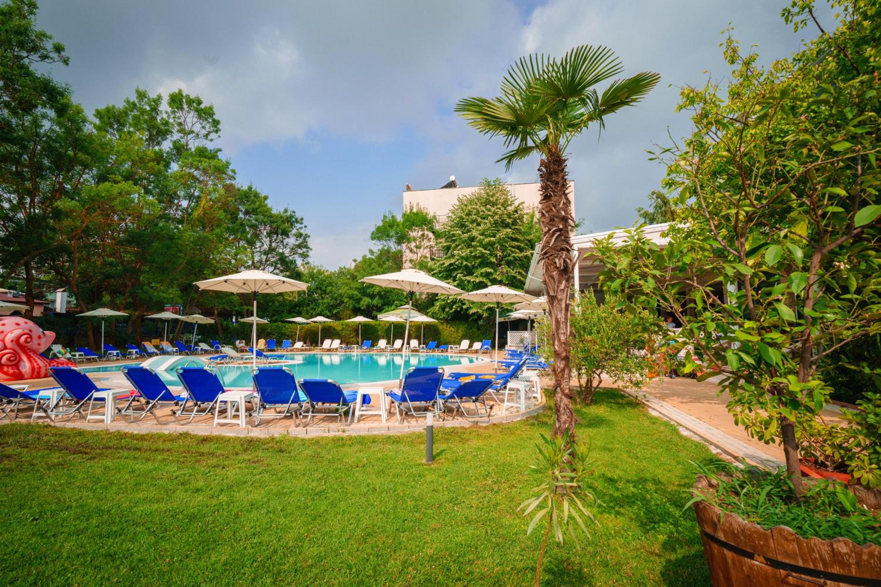 Фото отеля 3