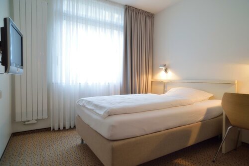 Гостиница Hotel Restaurant Reuter