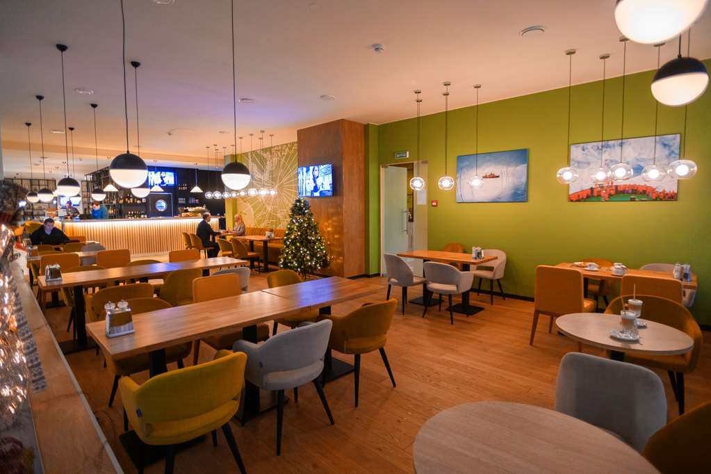 Фото Cosmos Murmansk Hotel