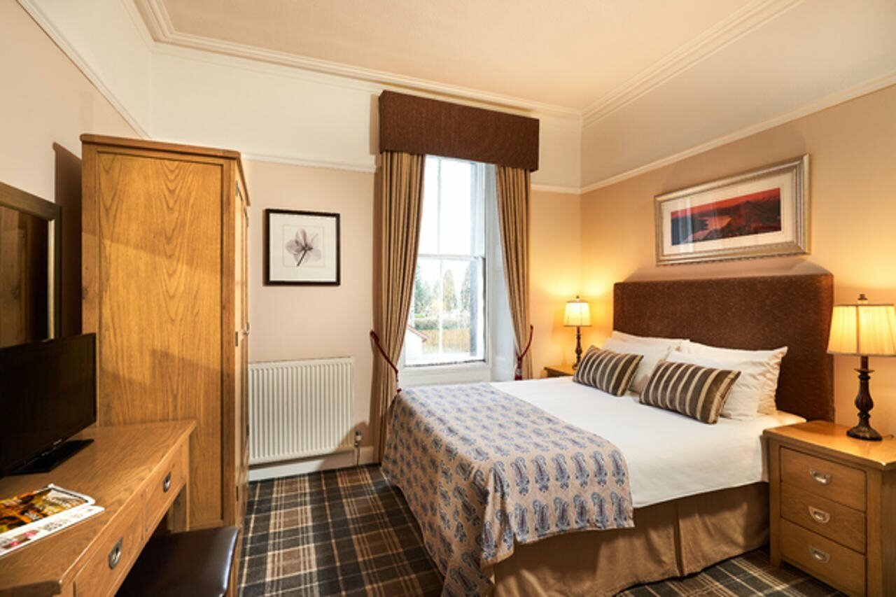 Фото Poppies Hotel