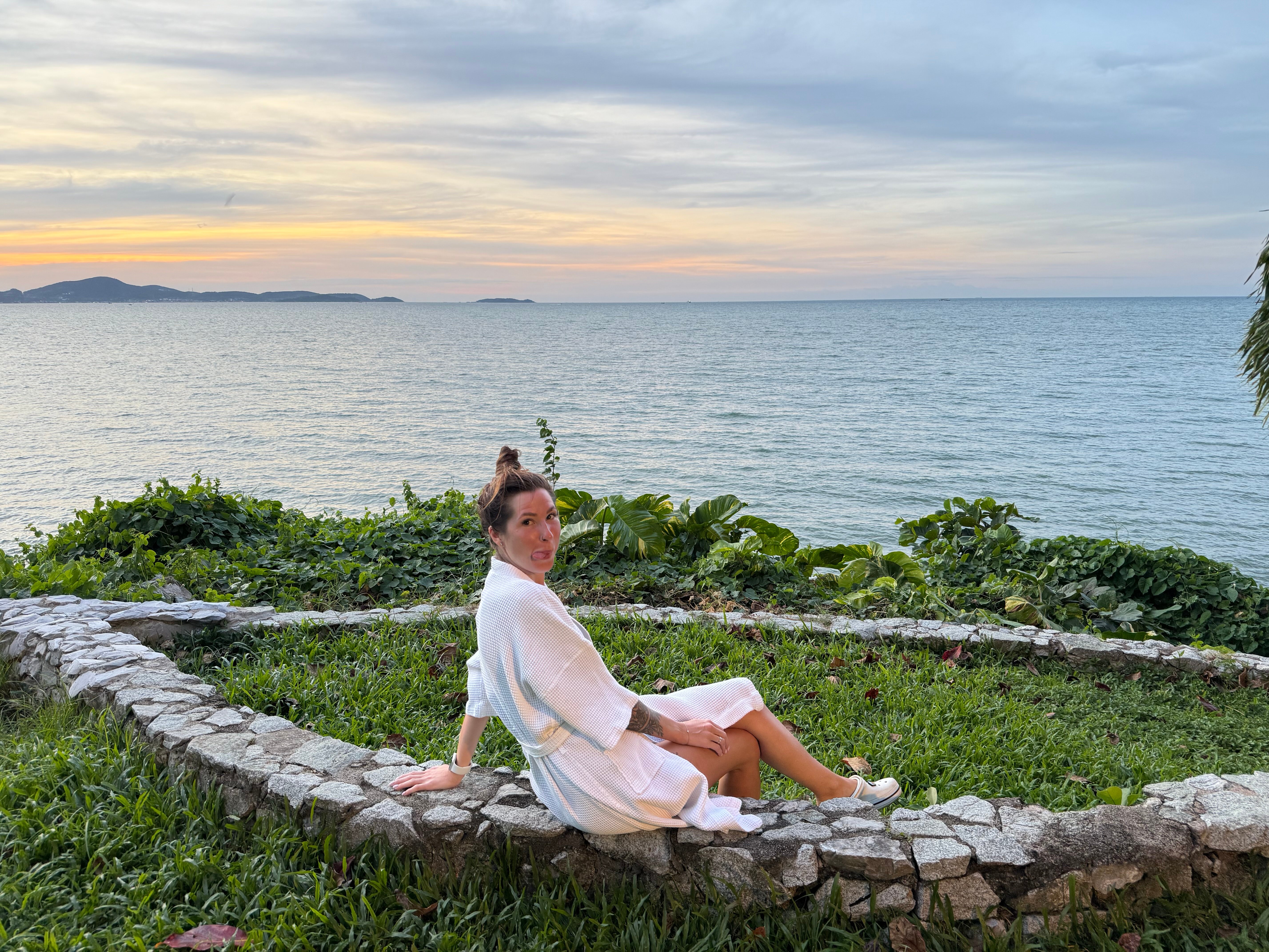 Фото The Monttra Pattaya