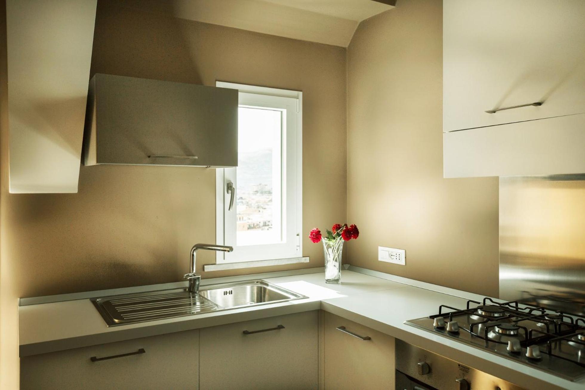 Фото Marbela Apartments & Suites