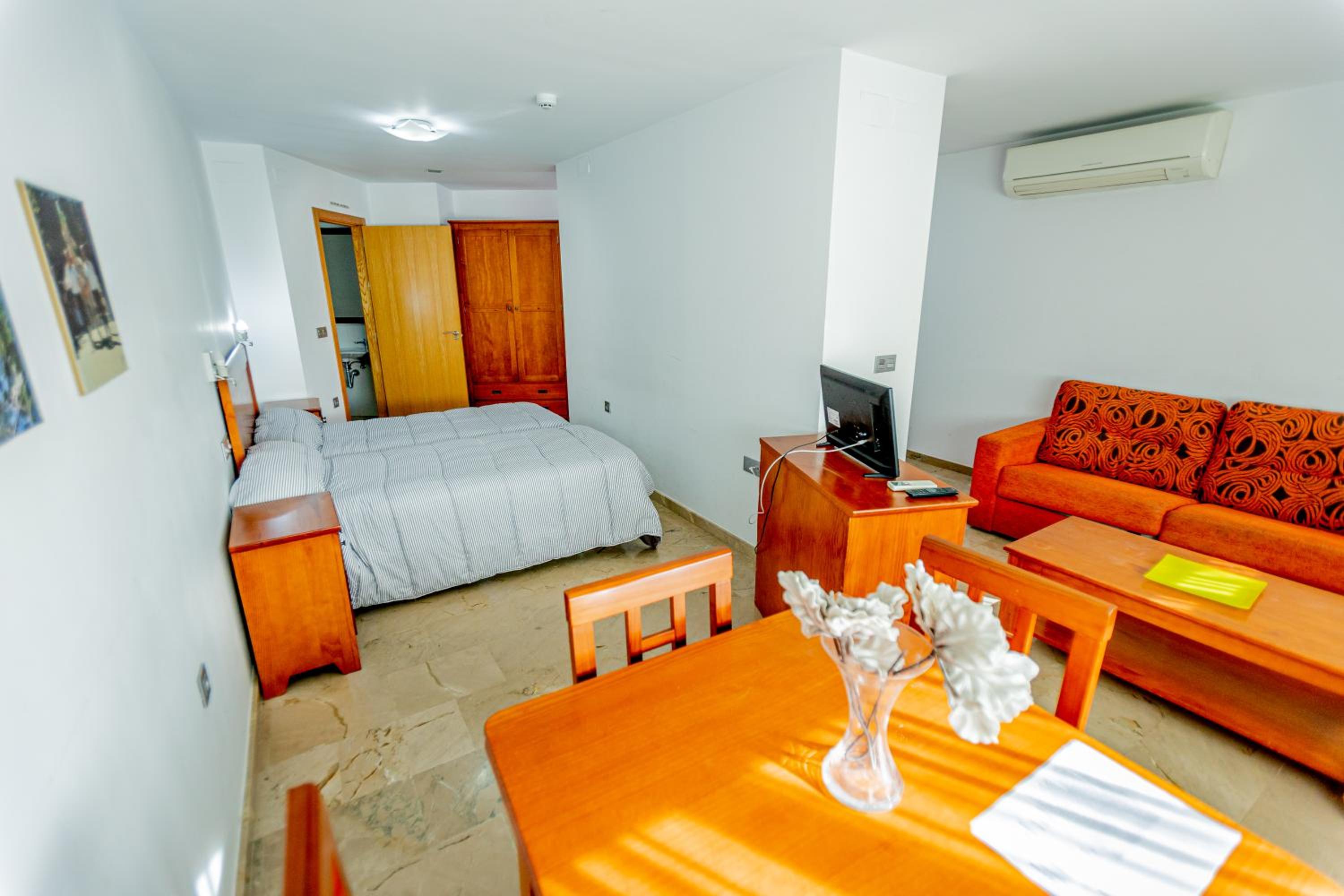 Фото Apartamentos Aixa II