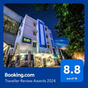 Гостиница Fabhotel Aditya Yatri Nivas