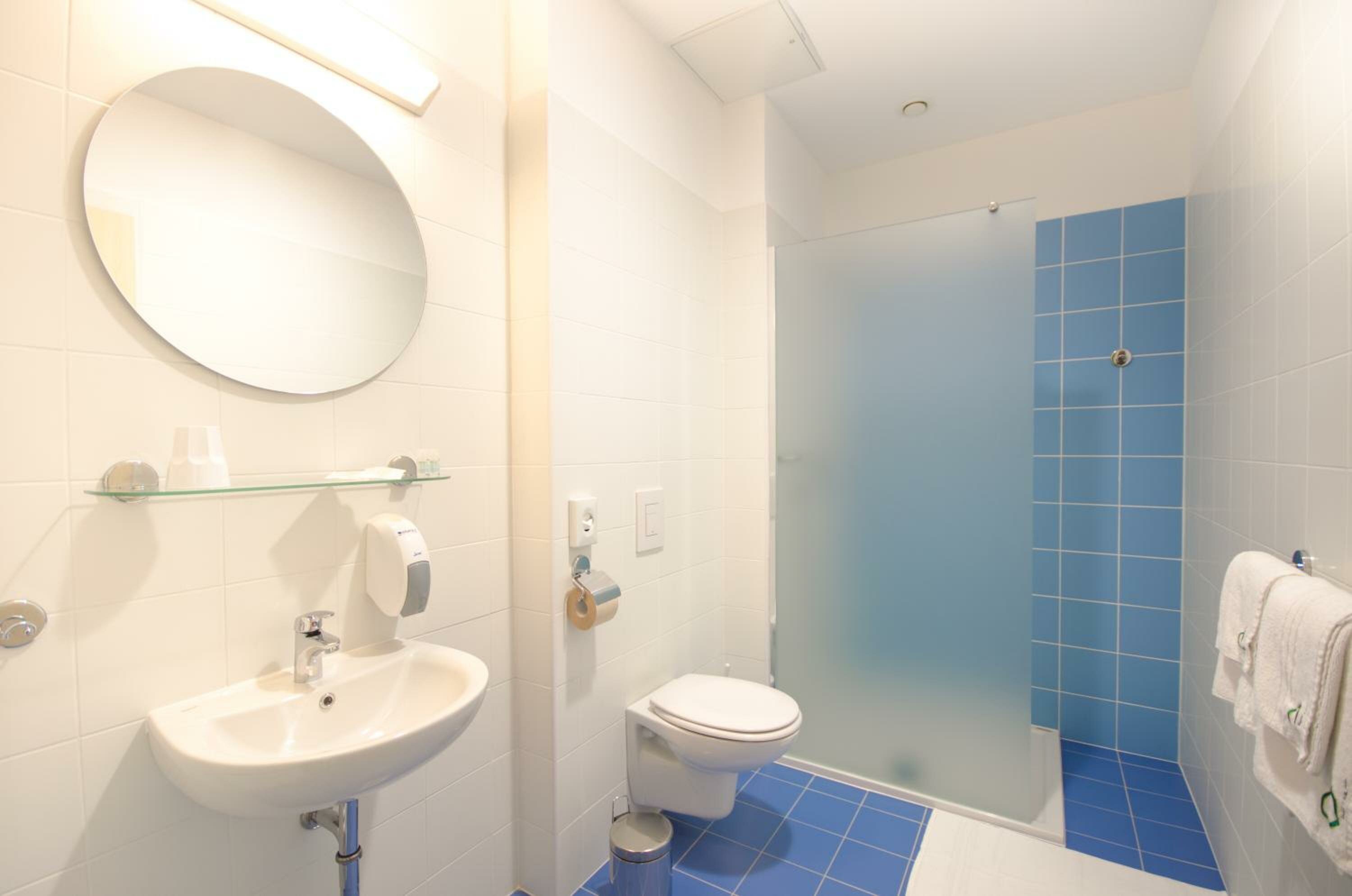 Фото Sport Hotel Ljubljana