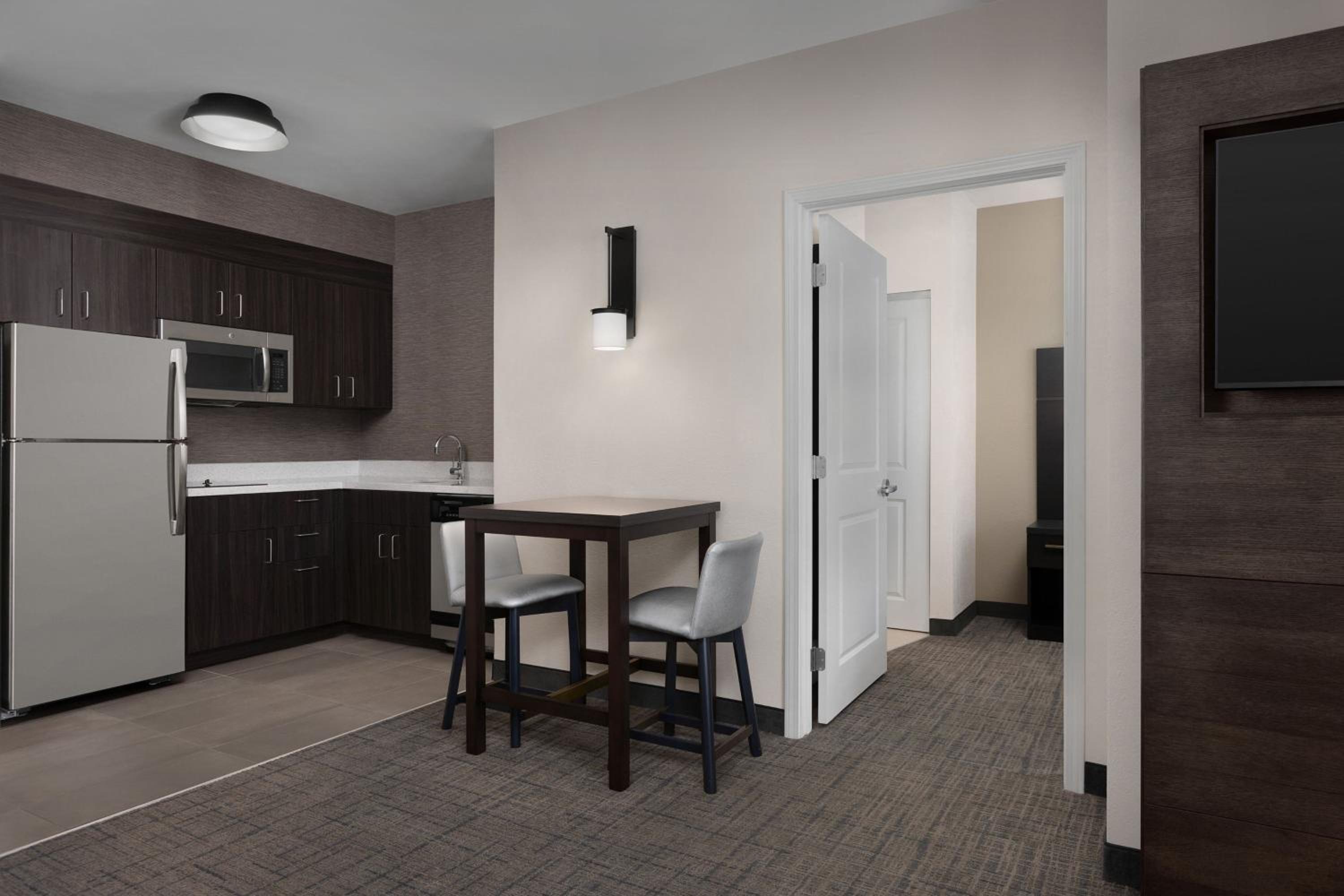 Фото Residence Inn by Marriott Charlotte SouthPark