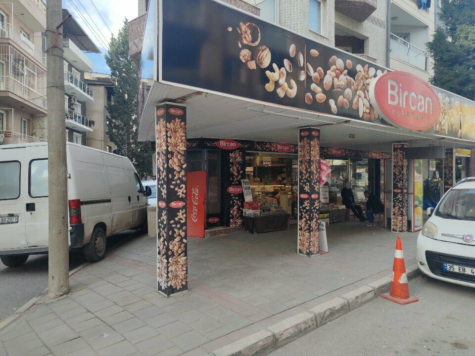 ATM Turkey Is Bank ATM, Izmir, photo