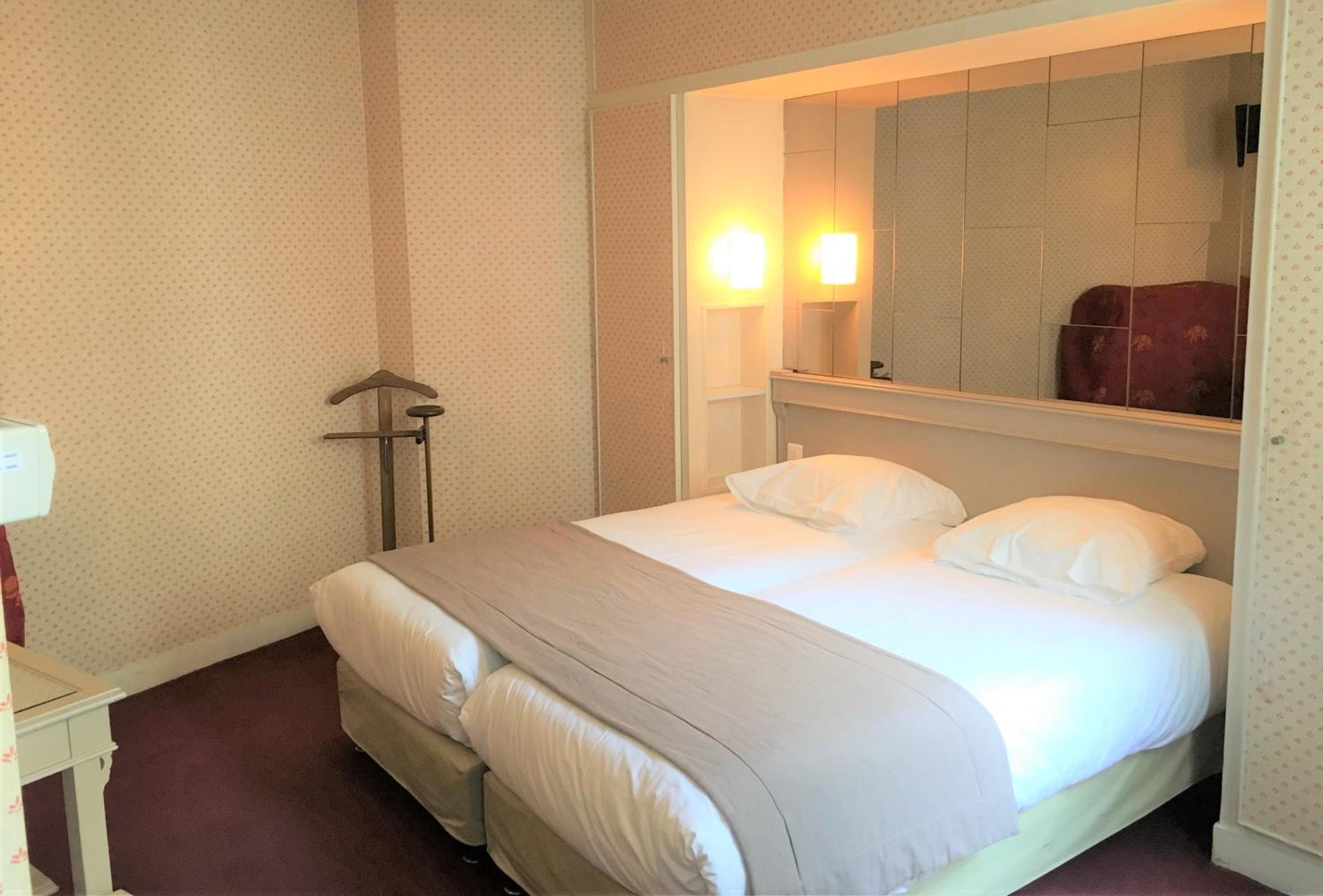 Фото Hotel Eiffel Kensington