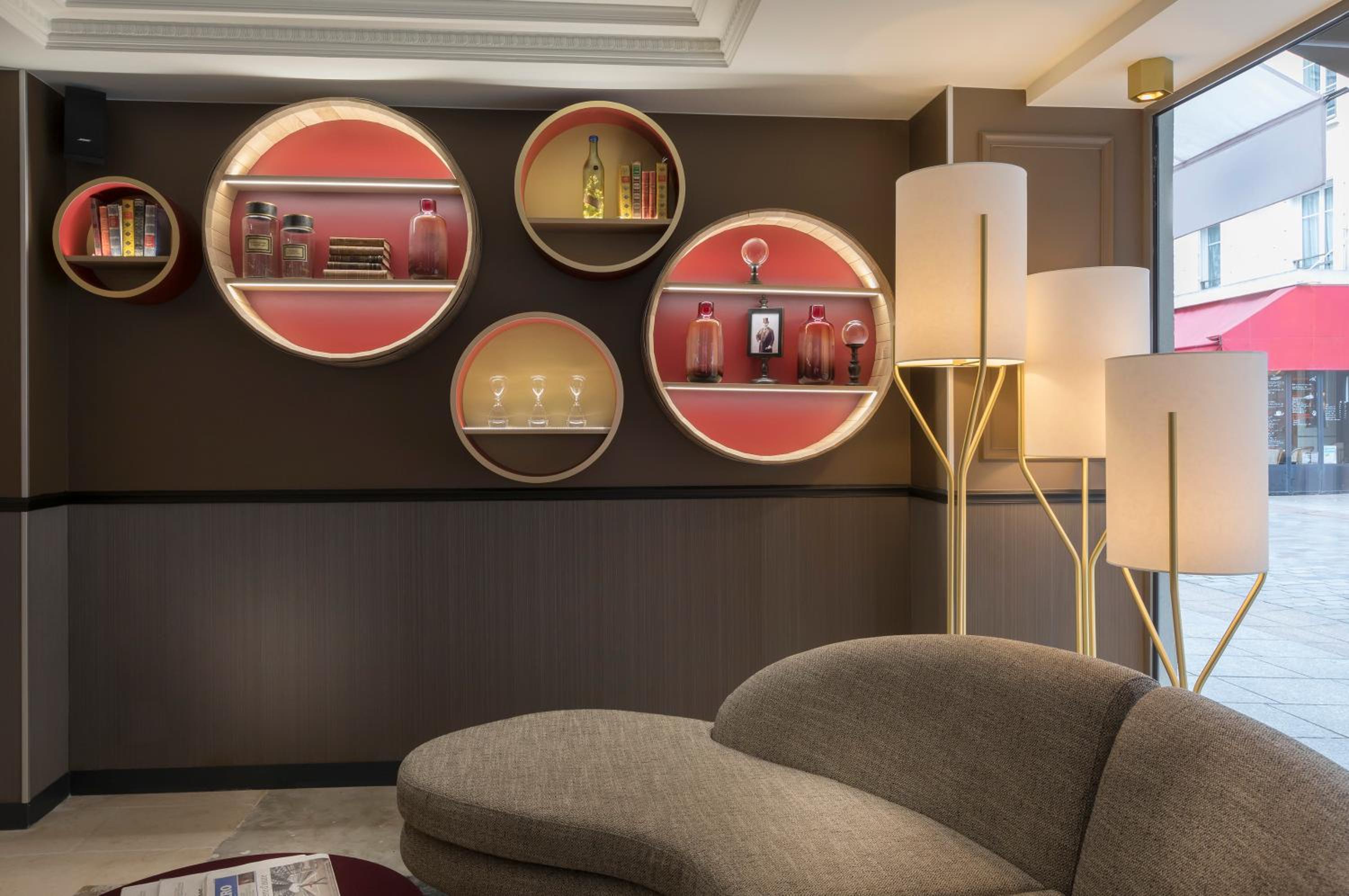 Фото Hôtel du Cadran by Collection Vesper