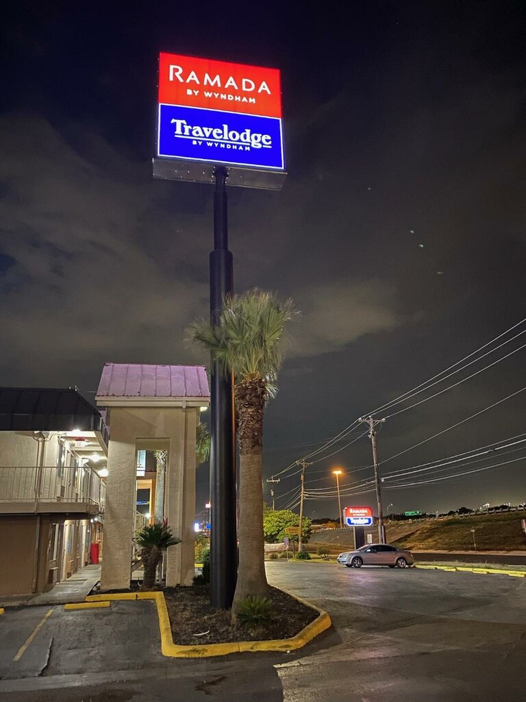 Hotel Travelodge by Wyndham San Antonio Lackland Afb North, San Antonio, photo