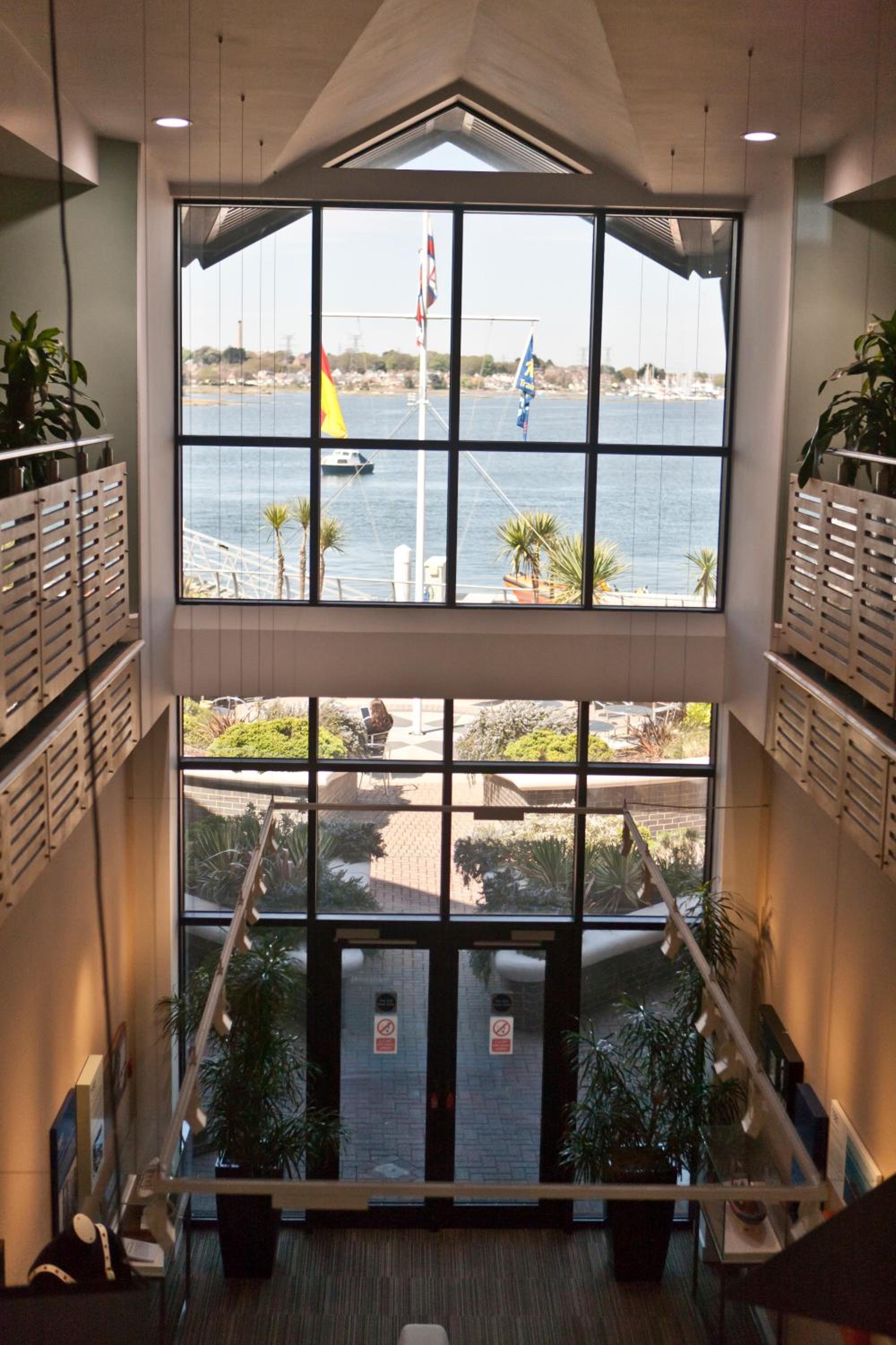 Фото Rnli College