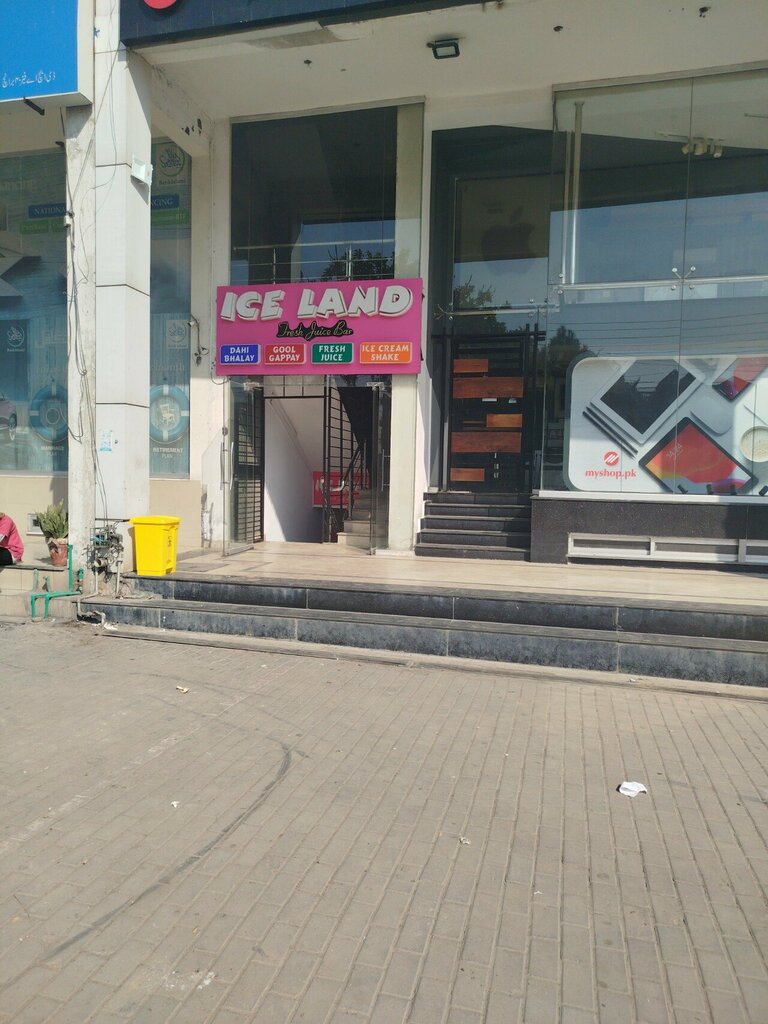Non-alcoholic beverages Ice land juice shop, Lahore, photo