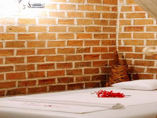 Фото Me Saigon Boutique Hotel