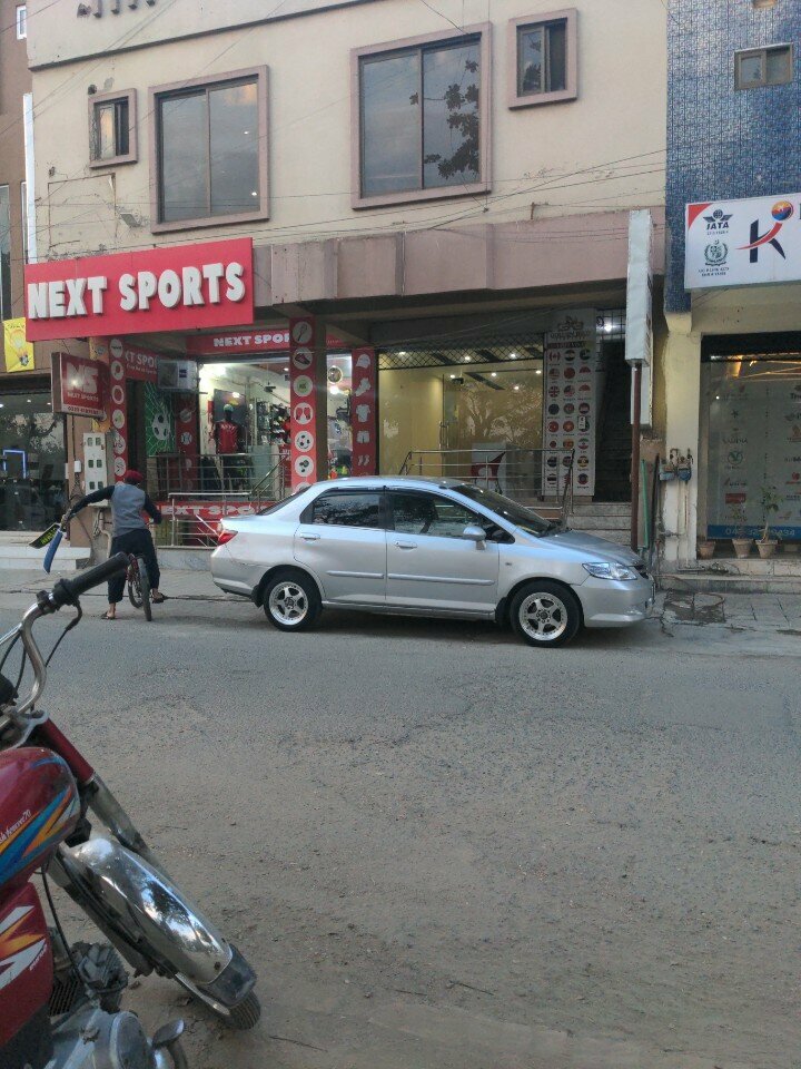 Sports store Next Sports, Lahore, photo