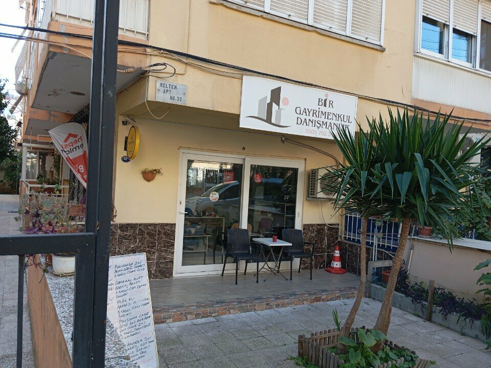 Business consulting Bir Real Estate Consultancy, Izmir, photo