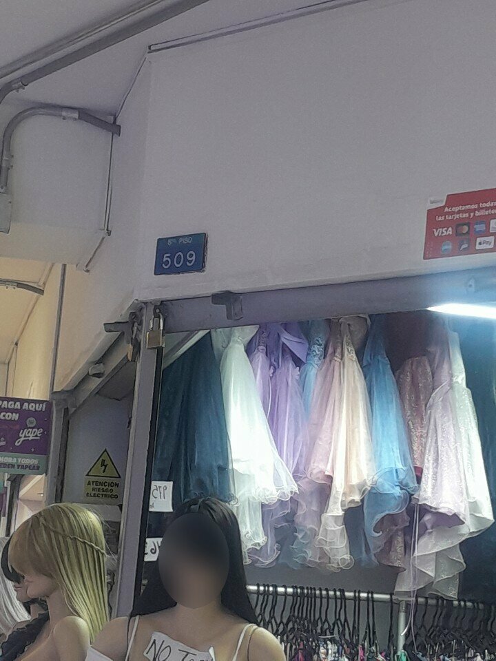 Clothing store Stand 509, Lima, photo