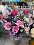 Цветы Бутоника (Aleksandra Nevskogo Street, 44), flower shop