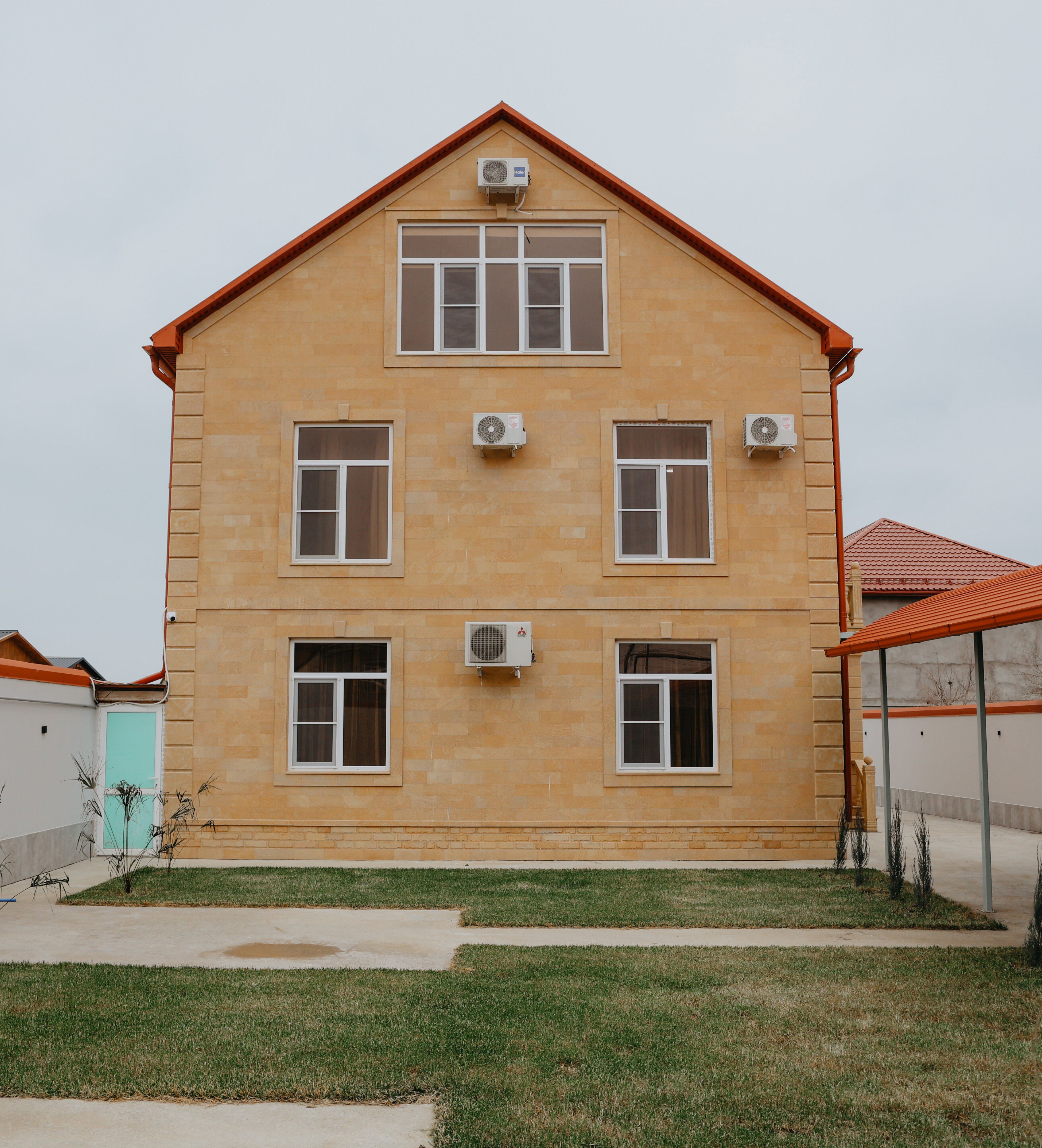 Фото Бархал