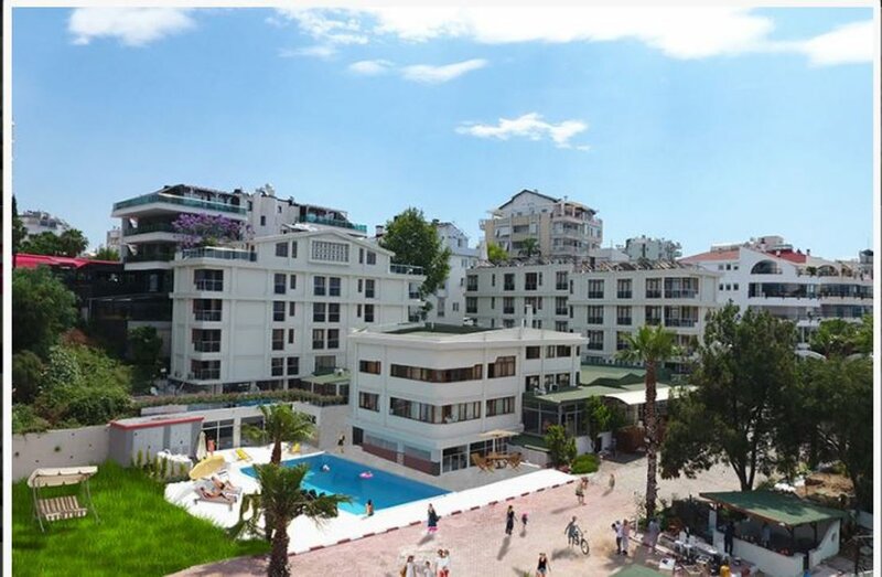 Гостиница Orange Park в Муратпаше