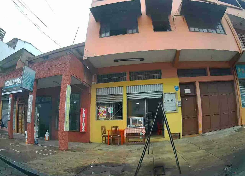 Fast food Your Salteña Within Reach, Santa Cruz de la Sierra, photo