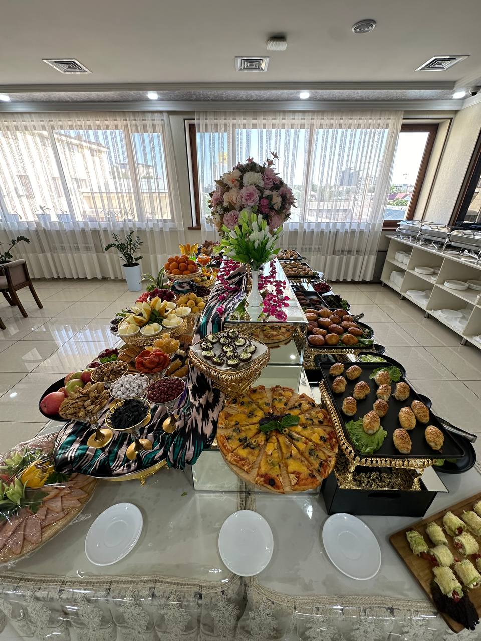 Фото Khan Palace Hotel