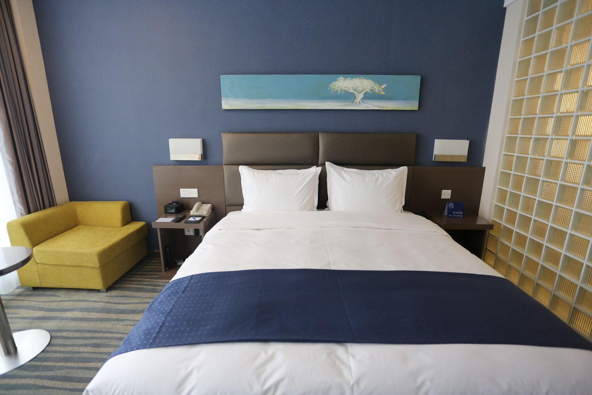 Фото Holiday Inn Express Shenyang North Station