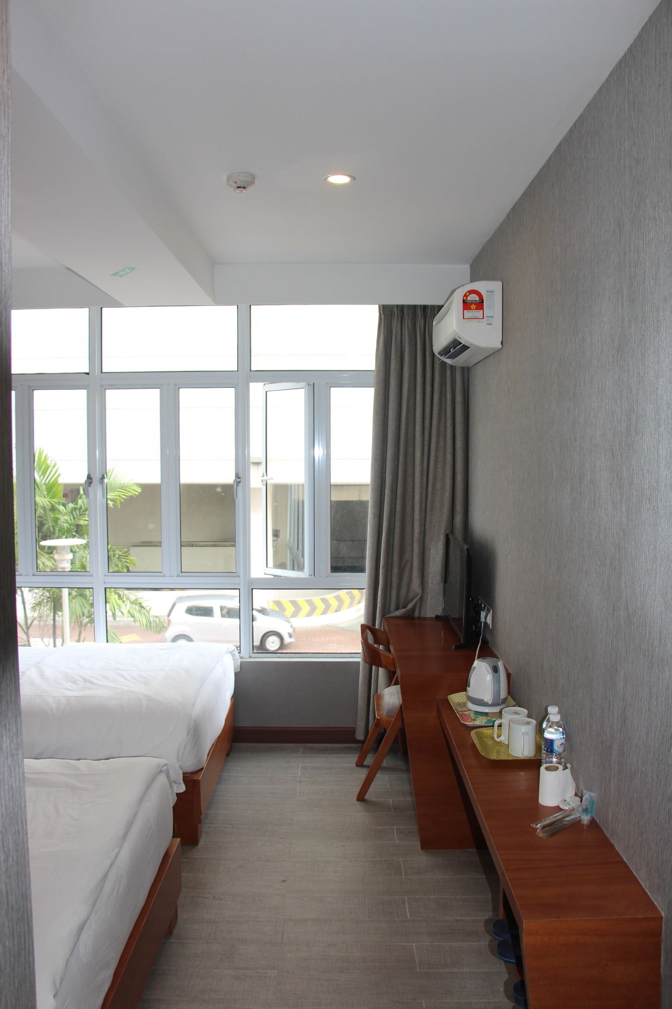 Фото Fan Holiday Hotel by Glex