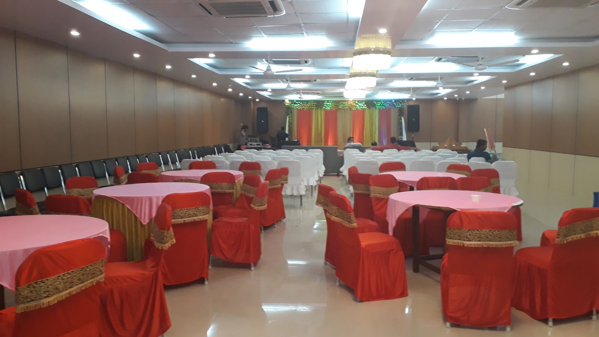 Фото Отель The Golden Sunrise