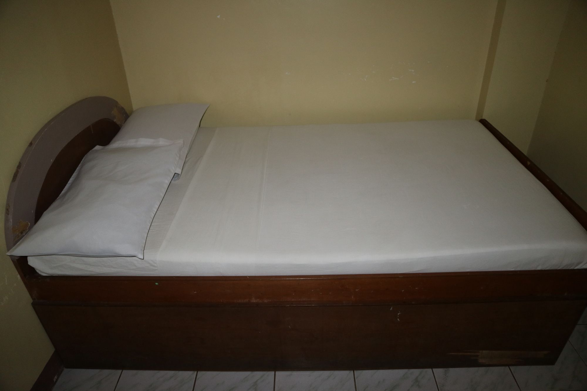 Фото Mellow Apartelle and Tourist Inn