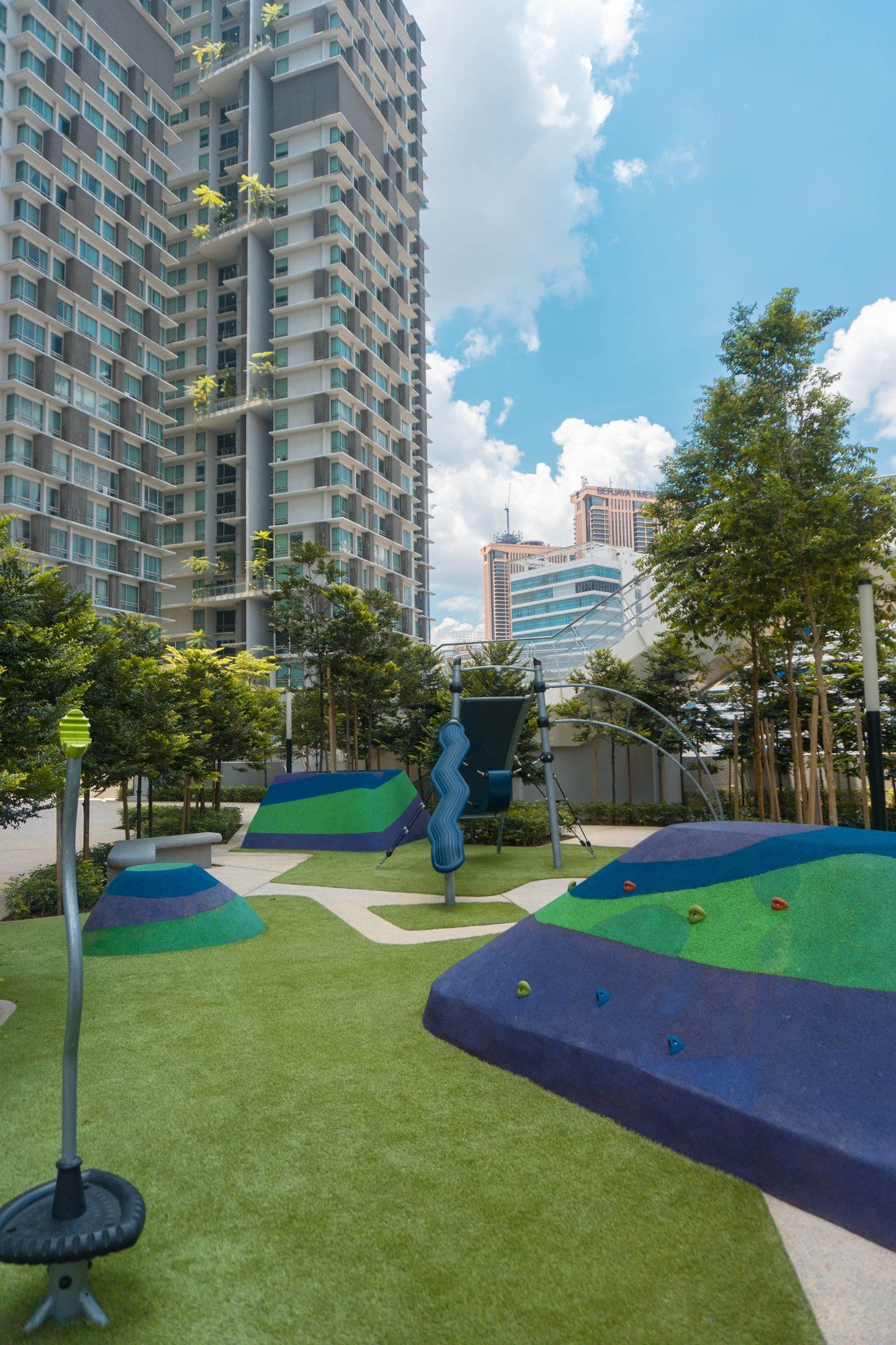 Фото Robertson Premier Suites by Subhome