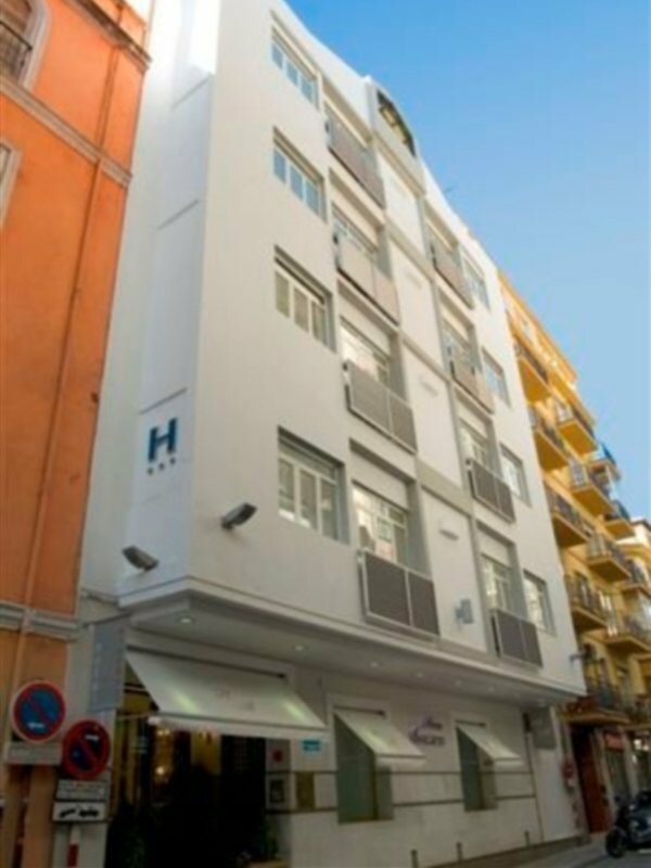 Фото отеля 3