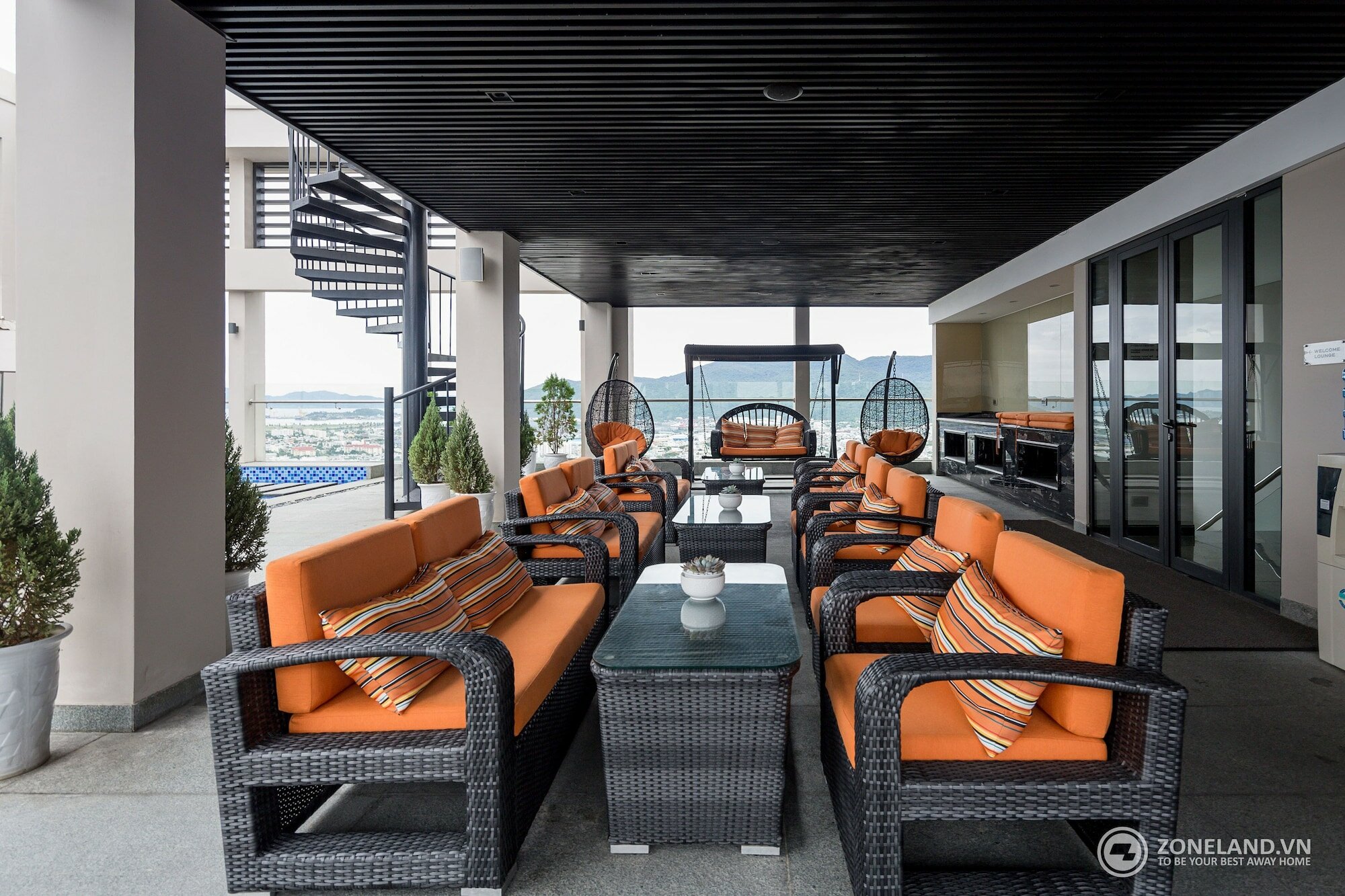 Фото Zoneland Premium Luxury Apartments