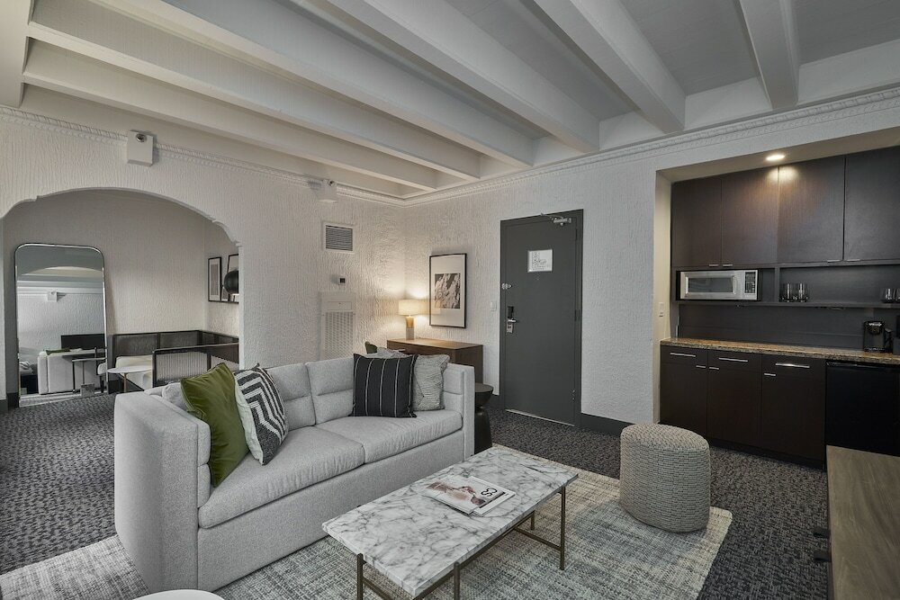 Фото Gale Chicago