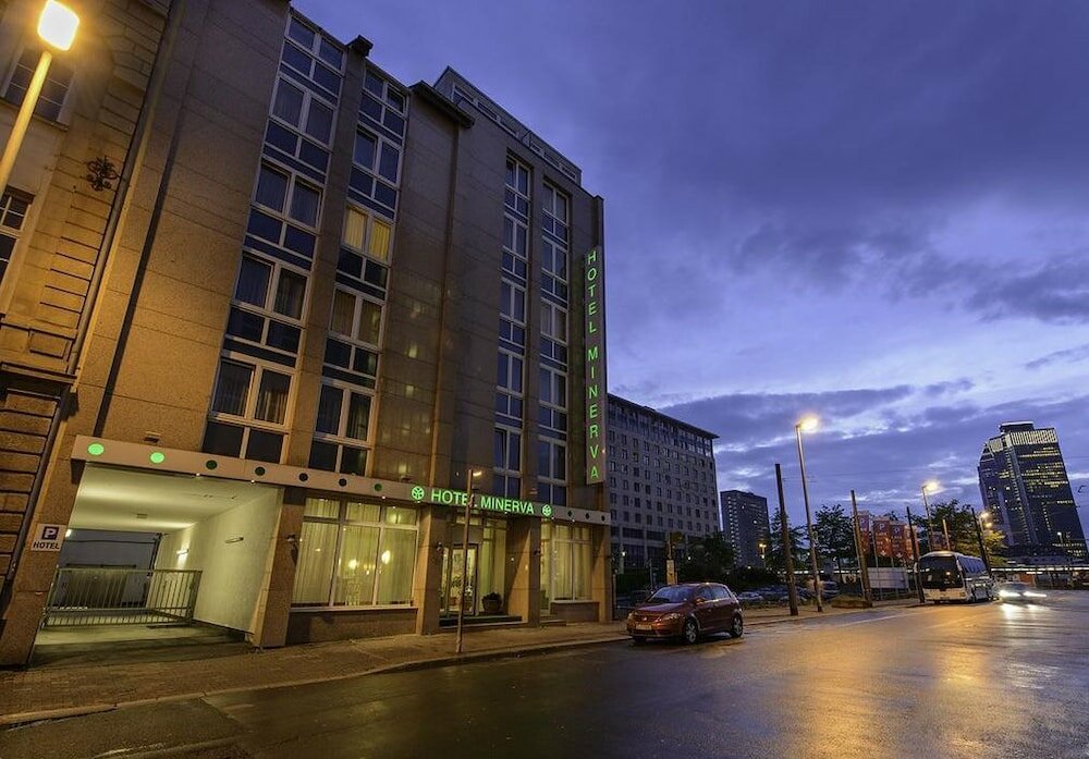 Фото отеля 3