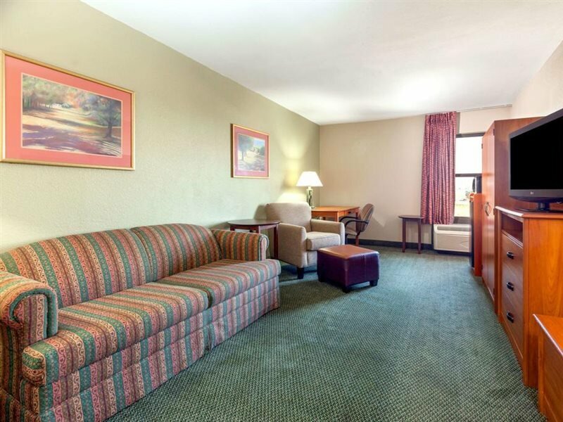 Фото Baymont by Wyndham Amarillo East